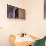 Dona * Bergisch Gladbach