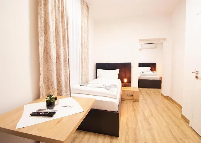 Dona * Bergisch Gladbach